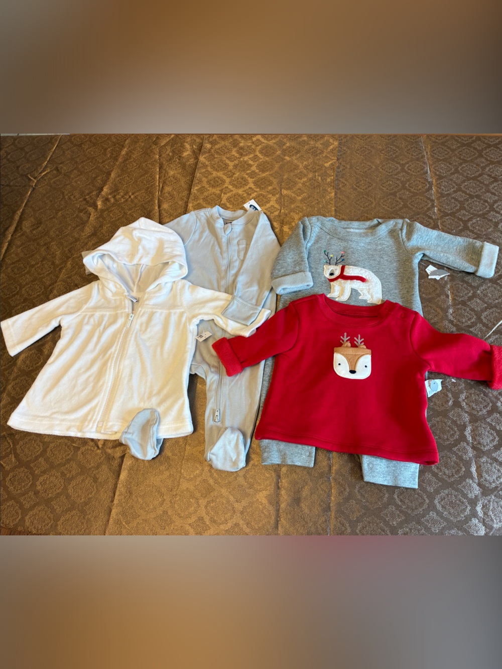 BabyGap/ Old Navy Bundle. 0-6 months. Everything is NWT